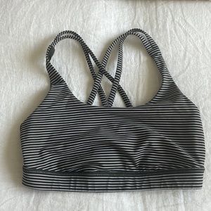 Lululemon energy bra size 6